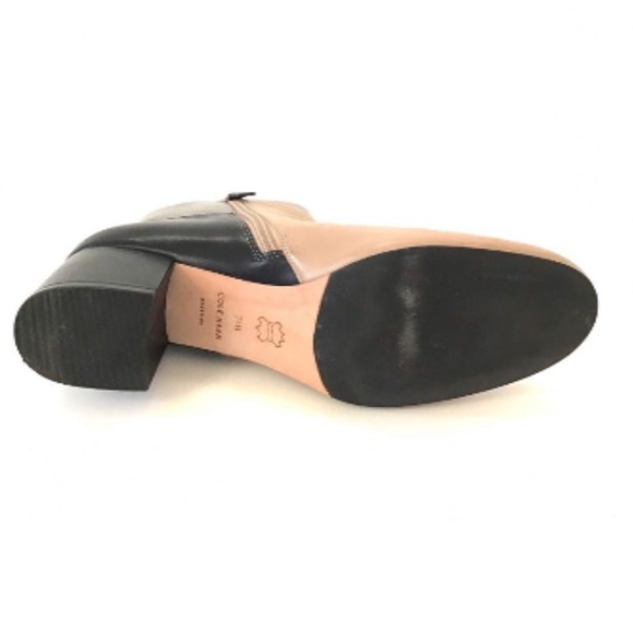 Cole Haan Arden Grand Ankle Bootie Gray/Black/Maple Color Block Size 8 - Picture 2 of 6